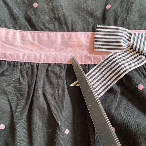 American Girl Grace Thomas Apron for Child - Size Medium (10-12) - Picture 4 of 6